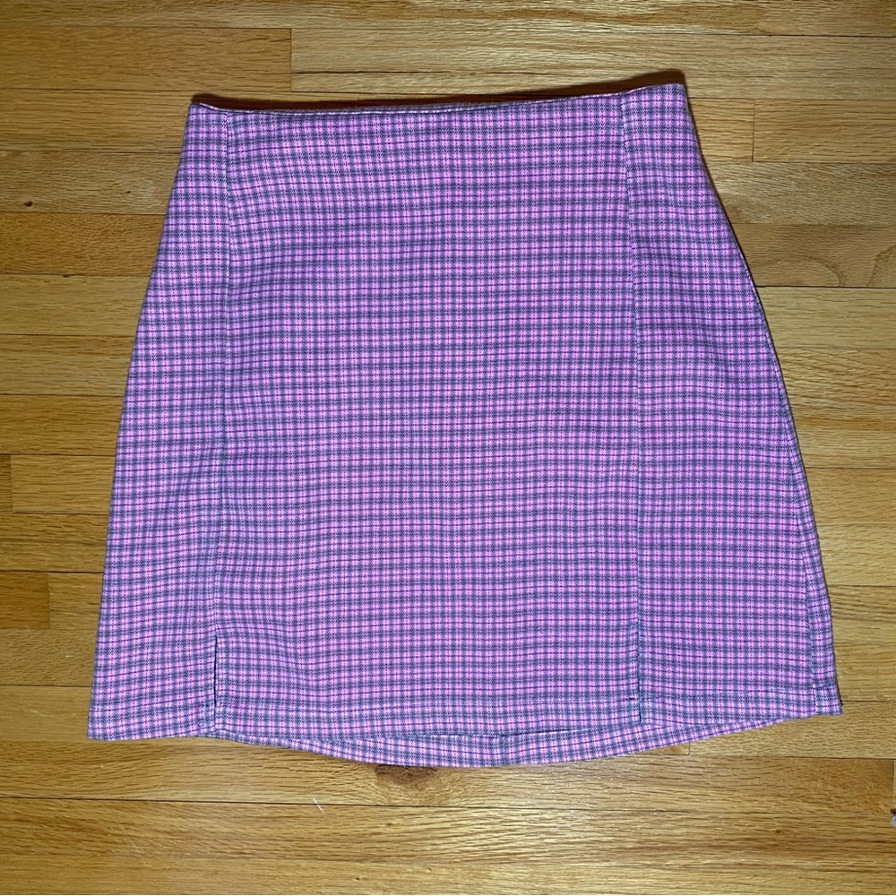 brandy melville pink plaid mini skirt
